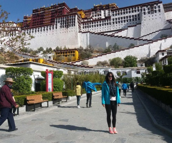 Sightseeing: Potala Palace & Drepung Monastery (B)