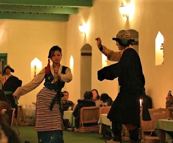 Drive Pokhara- Kathmandu: 6-7 hrs: Evening farewell dinner with cultural show (B, D)