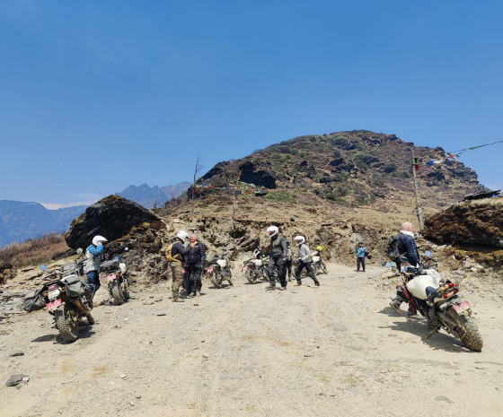 Crossing high pass at Gaurishankar conservation area