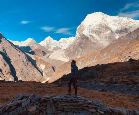 Trek Ramchaur (Ramche) to Yalung Base Camp (4500m), back to Cheram: 3 - 4 hours 