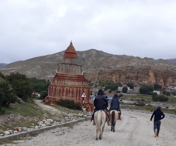 Charang to Lo-Manthang [3700m/12,136ft]: 5-6 hours, 13 km (B, L, D)