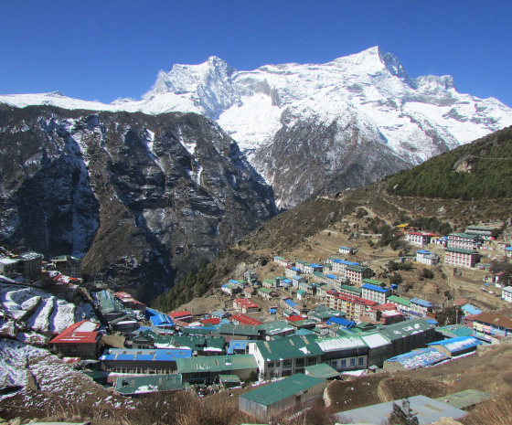 Namche Bazaar - Lukla (2,800m/9,186ft) / Trek duration: 5 - 6 hours, Distance: 17.7 km