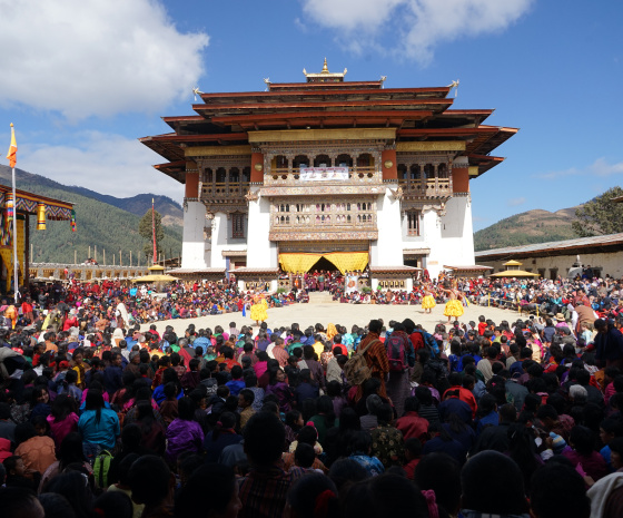 Phobjikha Valley to Punakha (B, L, D)