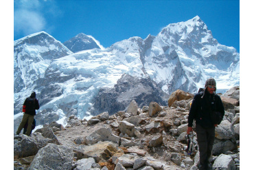 La conquista di Sagarmāthā Trekking al Campo Base Everest