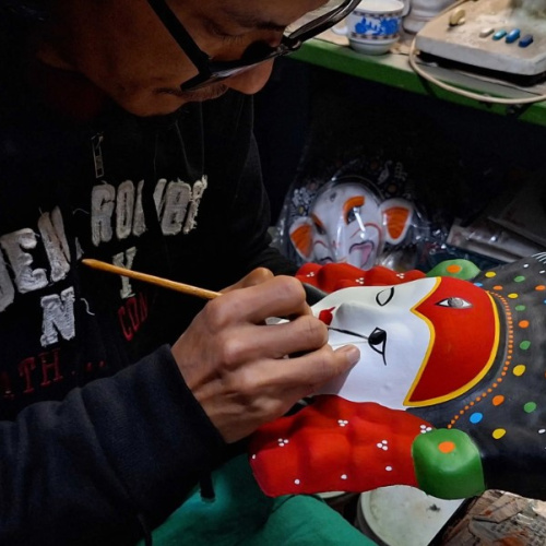 Mask painting
